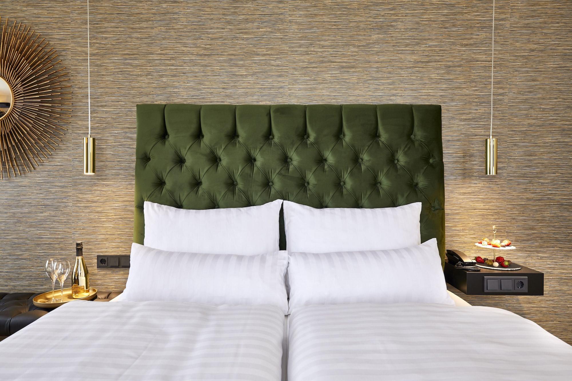 Das Carls Hotel Dusseldorf Ngoại thất bức ảnh