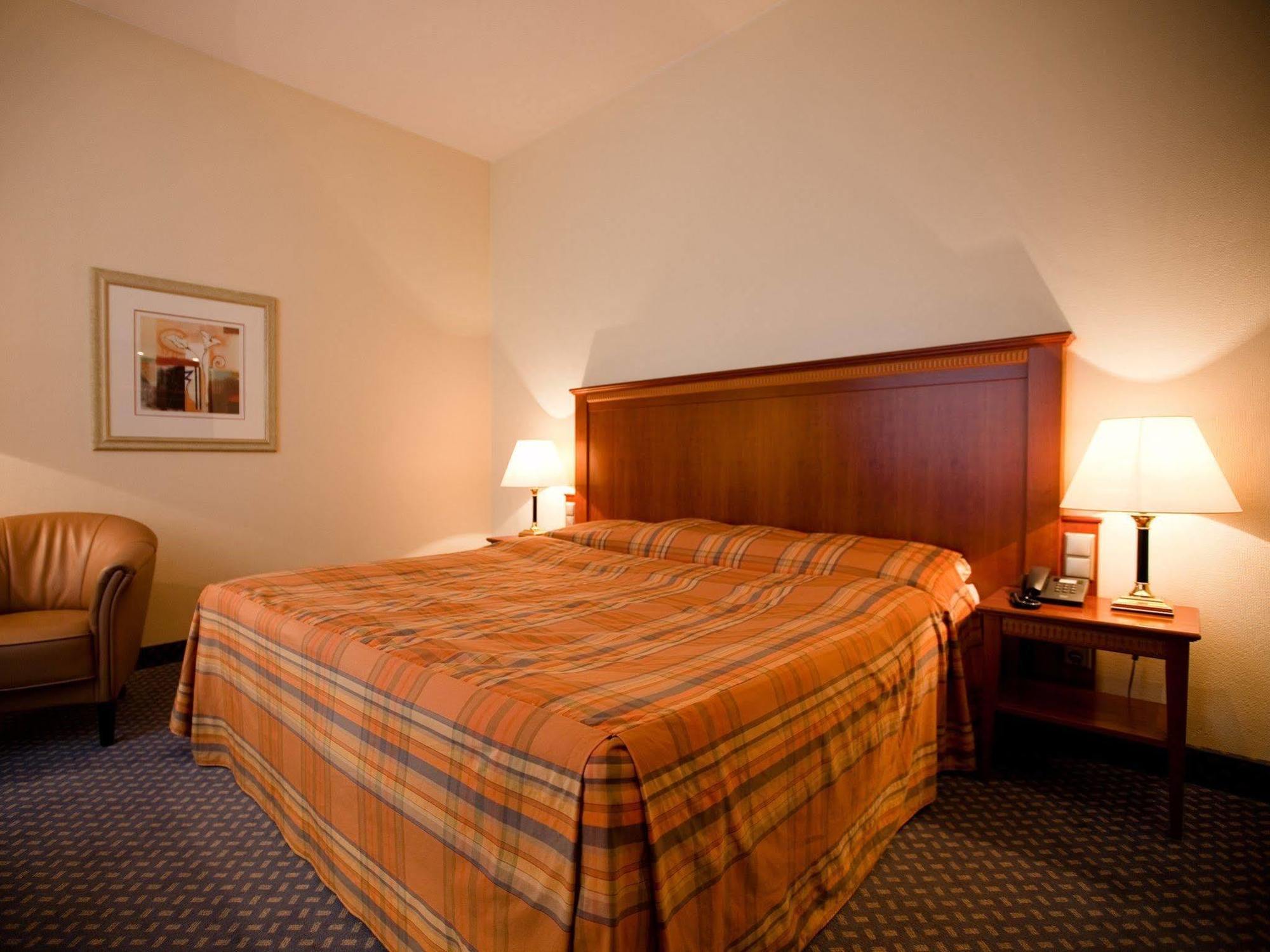 Das Carls Hotel Dusseldorf Ngoại thất bức ảnh